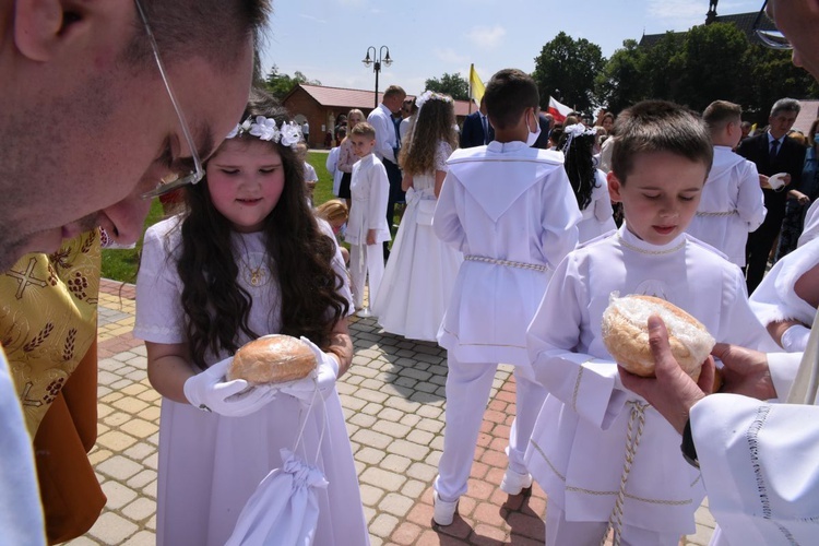 Boże Ciało i I Komunia w Szczepanowie 