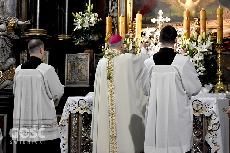 Boże Ciało z trzema biskupami w Świdnicy