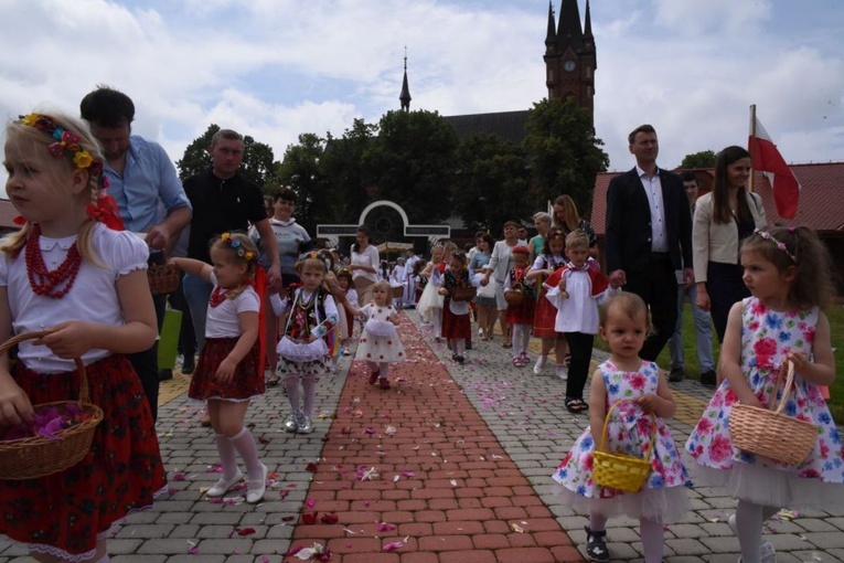 Boże Ciało i I Komunia w Szczepanowie 