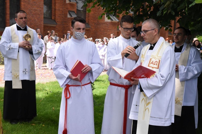 Boże Ciało i I Komunia w Szczepanowie 