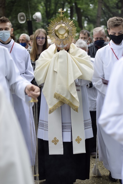 Boże Ciało w parafii św. Jadwigi na wrocławskim Kozanowie