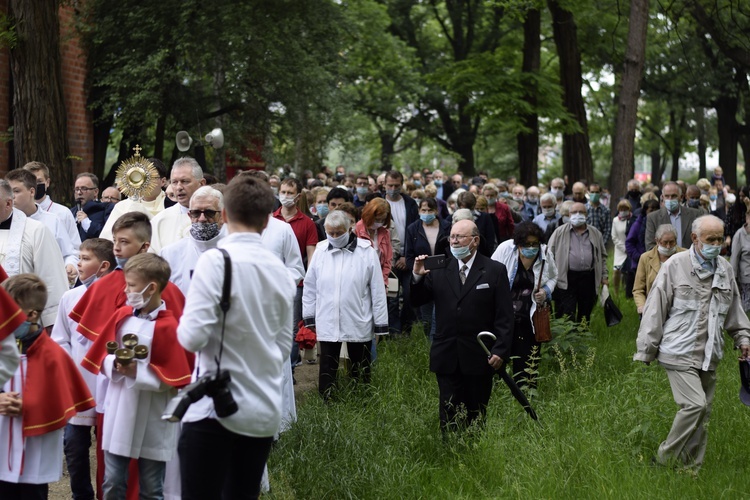 Boże Ciało w parafii św. Jadwigi na wrocławskim Kozanowie