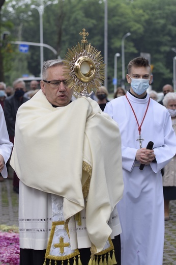 Boże Ciało w parafii św. Jadwigi na wrocławskim Kozanowie