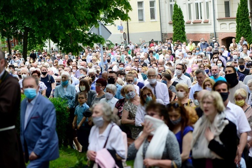 Olsztyn. Centralna procesja Bożego Ciała