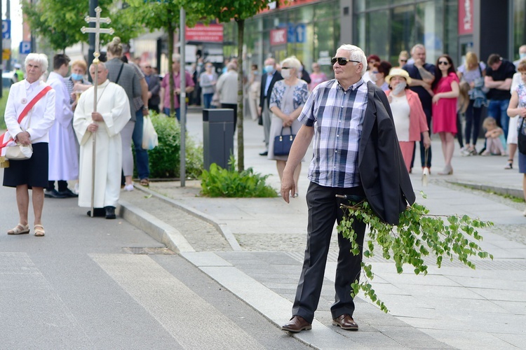 Olsztyn. Centralna procesja Bożego Ciała