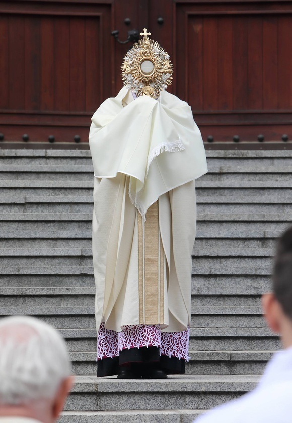 Uroczystości Bożego Ciała w katowickiej katedrze.