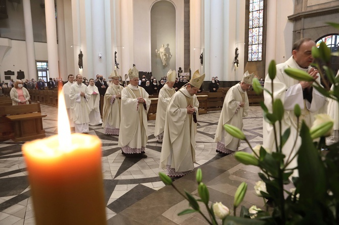 Uroczystości Bożego Ciała w katowickiej katedrze.