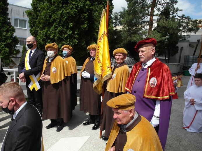 Tarnobrzeg. Procesja w parafii MBNP