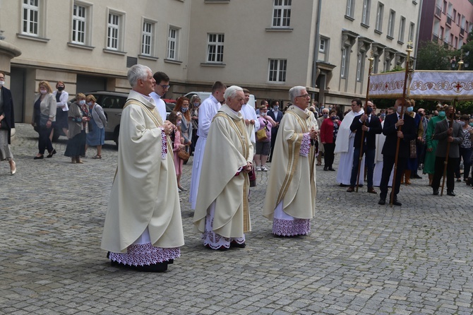 Uroczystości Bożego Ciała w katowickiej katedrze cz. 2