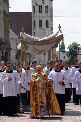 W uroczystość Najświętszego Ciała i Krwi Chrystusa tradycyjna procesja przejdzie z Wawelu na Rynek Główny