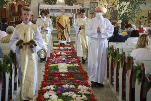 Boże Ciało w parafii pw. św. Mikołaja w Głogowie