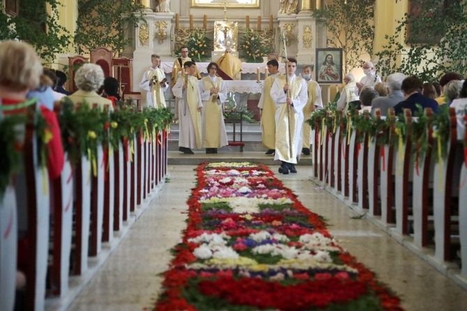 Boże Ciało w parafii pw. św. Mikołaja w Głogowie