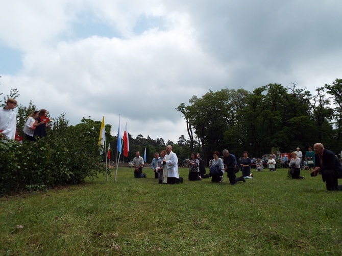 Uroczystość Bożego Ciała w Puszczy Mariańskiej