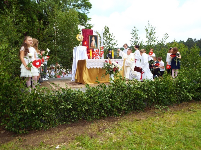 Uroczystość Bożego Ciała w Puszczy Mariańskiej