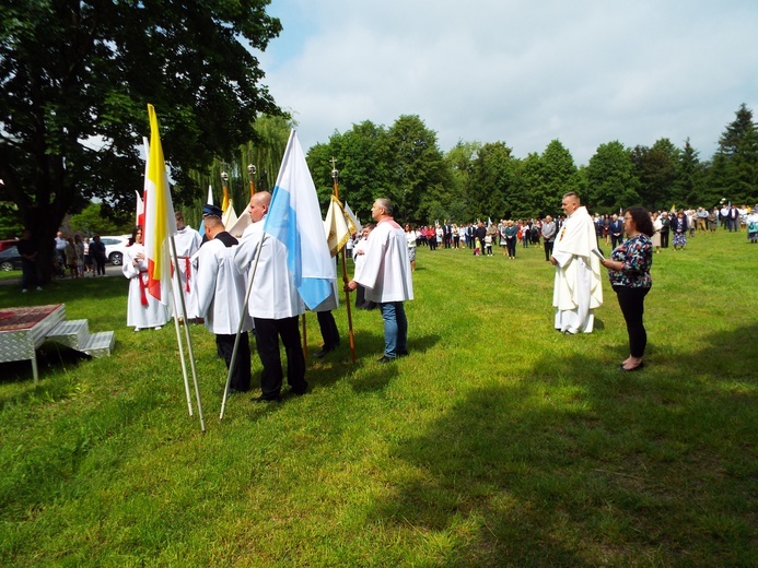 Uroczystość Bożego Ciała w Puszczy Mariańskiej