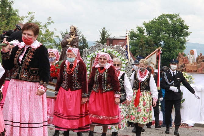 Procesja lachowska w Podegrodziu