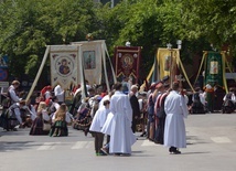 Procesja Bożego Ciała w opoczyńskiej parafii św. Bartłomieja