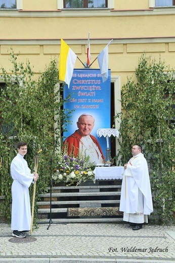 Strzegom. Parafia pw. Zbawiciela Świata i MB Szkaplerznej