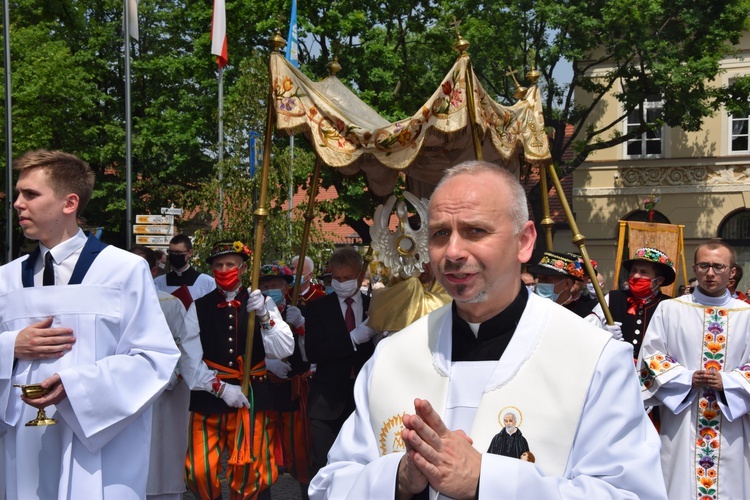 Boże Ciało w Łowiczu - procesja