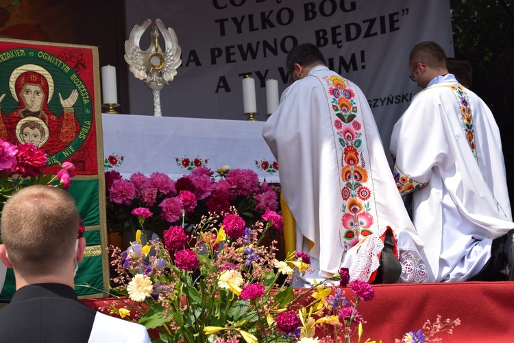 Boże Ciało w Łowiczu - procesja