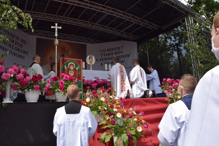 Boże Ciało w Łowiczu - procesja