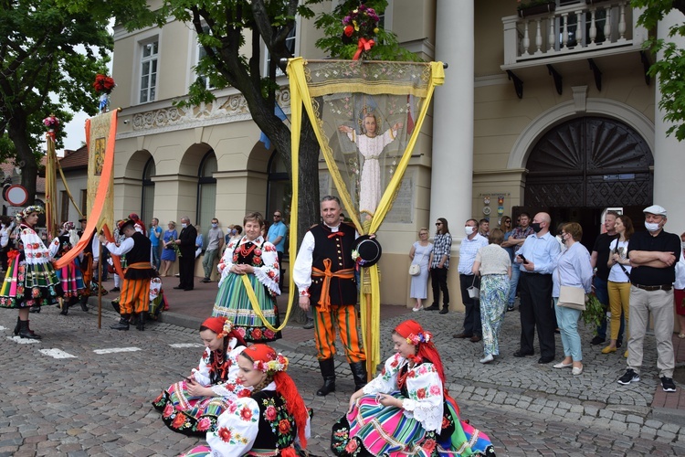 Boże Ciało w Łowiczu - procesja