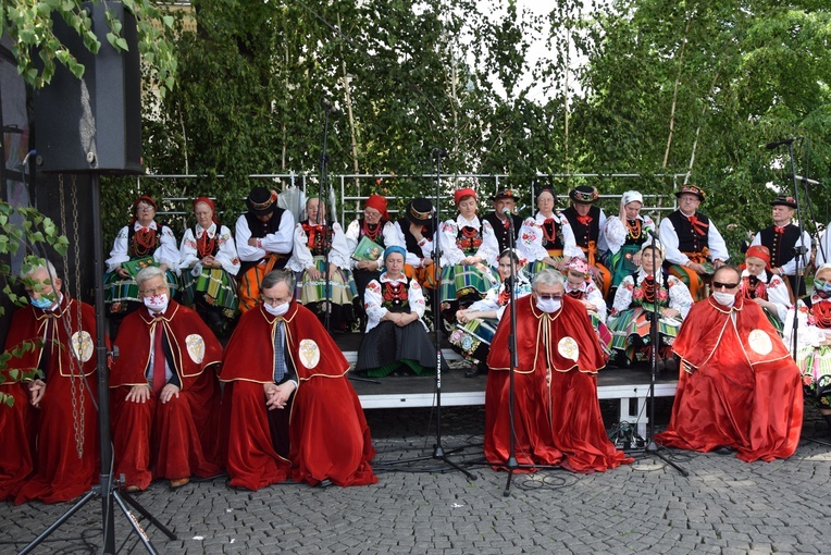 Boże Ciało w Łowiczu - procesja
