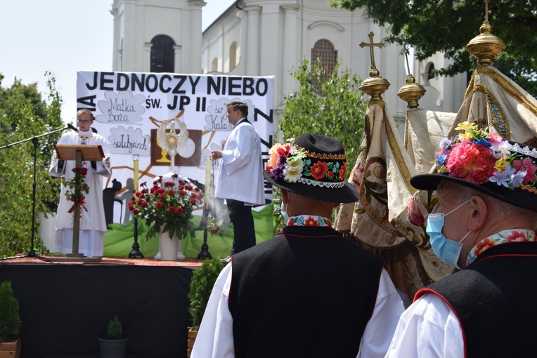 Boże Ciało w Łowiczu - procesja