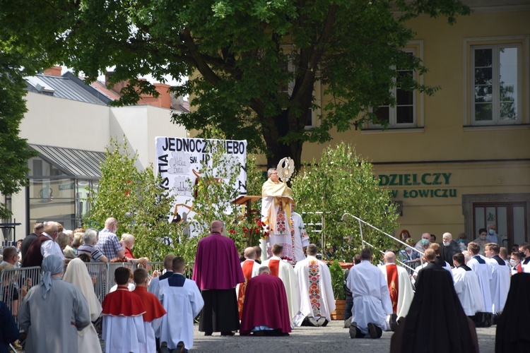 Boże Ciało w Łowiczu - procesja