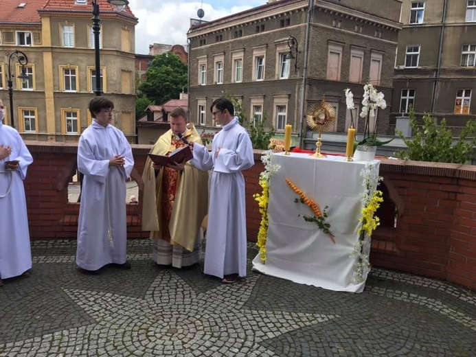 Wałbrzych. Parafia pw. Aniołów Stróżów