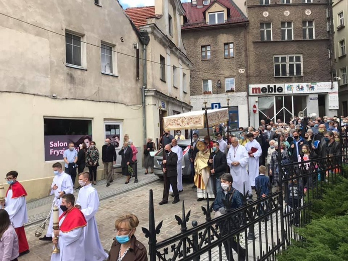 Wałbrzych. Parafia pw. Aniołów Stróżów