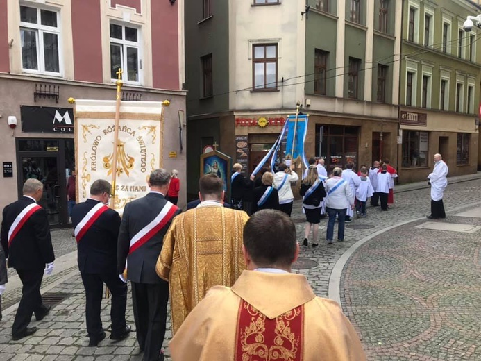 Wałbrzych. Parafia pw. Aniołów Stróżów