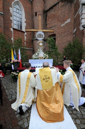 Uroczystość w parafii Bożego Ciała w Krakowie