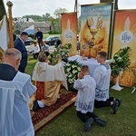 Woźniki. Boże Ciało w parafii św. Michała Archanioła