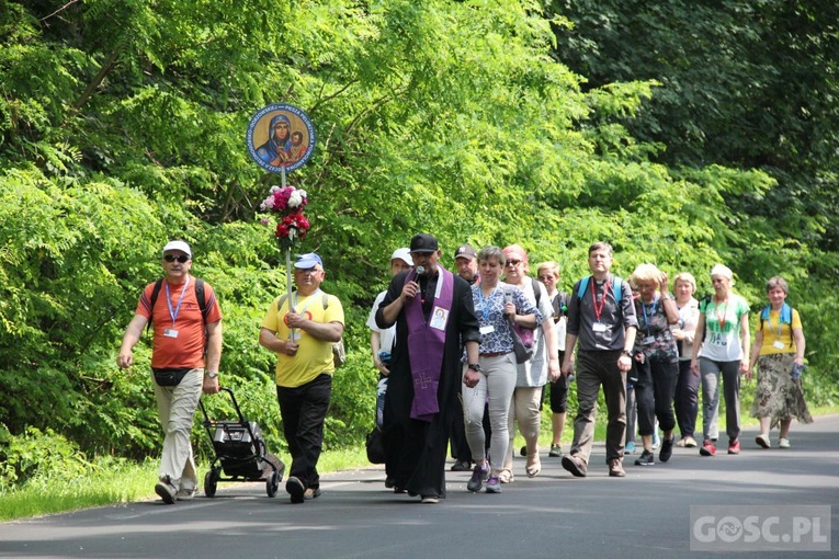 Krosno Odrzańskie. Parafialna pielgrzymka w intencji powołań