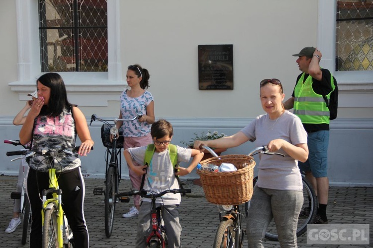 Parafialna pielgrzymka z Białołęki do Grodowca