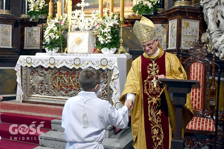 Promocja nowych lektorów i ceremoniarzy w diecezji świdnickiej