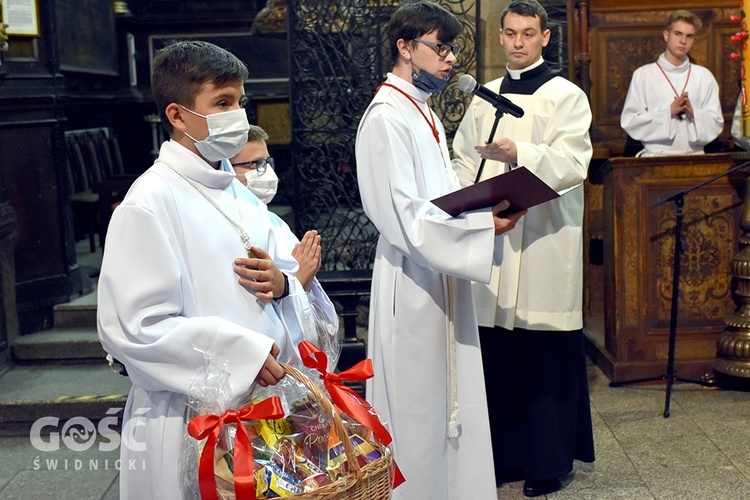 Promocja nowych lektorów i ceremoniarzy w diecezji świdnickiej