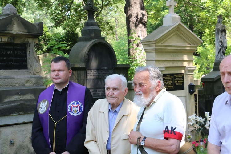 Wspominali ułanów spod Rokitny i ofiary niemieckich obozów koncentracyjnych 