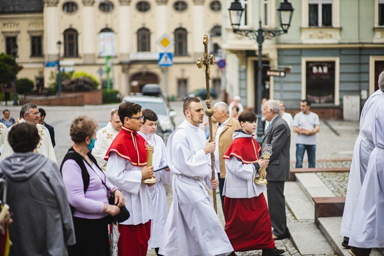 Poświęcenie figury Matki Bożej Fatimskiej na noworudzkim Rynku