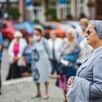 Poświęcenie figury Matki Bożej Fatimskiej na noworudzkim Rynku