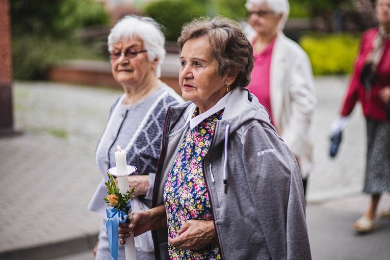 Poświęcenie figury Matki Bożej Fatimskiej na noworudzkim Rynku