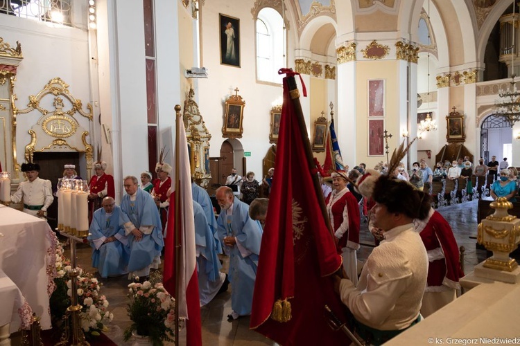 Msza św. odpustowa z udziałem apostolstwa trzeźwości w Rokitnie