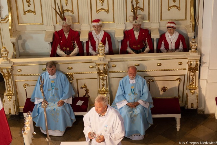 Msza św. odpustowa z udziałem apostolstwa trzeźwości w Rokitnie