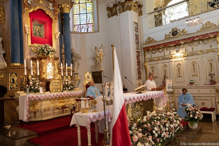 Msza św. odpustowa z udziałem apostolstwa trzeźwości w Rokitnie