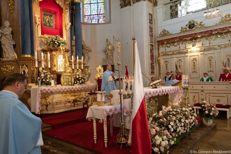 Msza św. odpustowa z udziałem apostolstwa trzeźwości w Rokitnie