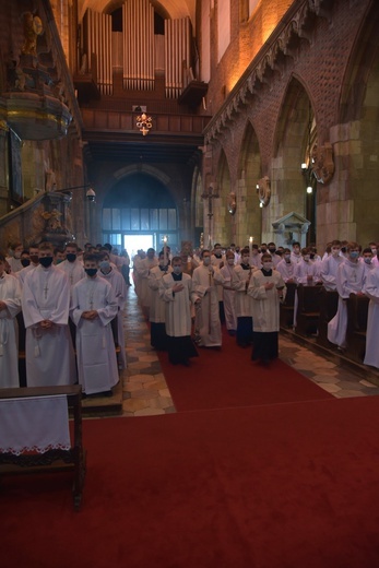 Błogosławieństwo nowych lektorów i ceremoniarzy