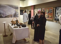 Eksposycję otworzył  bp Krzysztof Nitkiewicz.