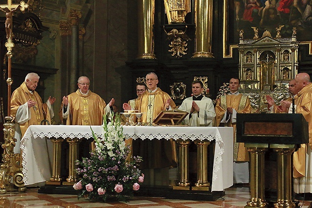 Dziękczynienie podczas Mszy św. w archikatedrze.