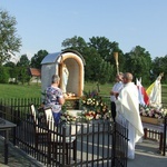 Poświęcenie kapliczki w Ślęzakach